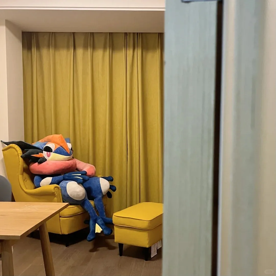 Life Size Greninja - Image 5